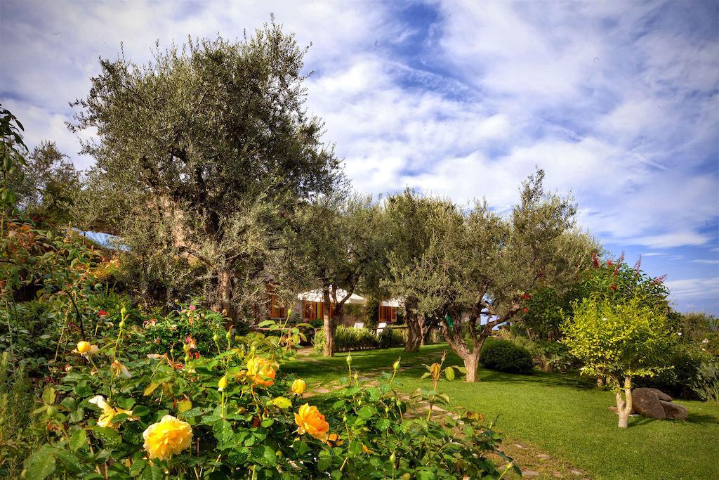 Casale La Torre Villa มัสซาลูเบรนเซ ภายนอก รูปภาพ