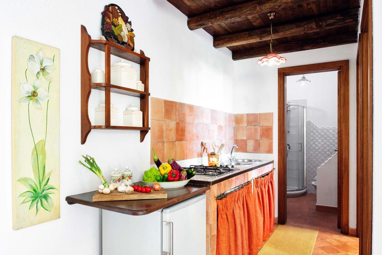 Casale La Torre Villa มัสซาลูเบรนเซ ภายนอก รูปภาพ